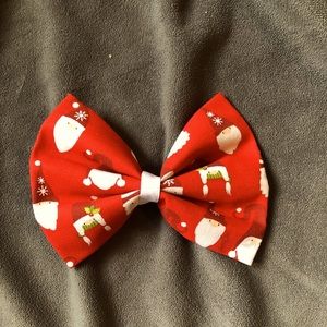 Gnome Christmas bow.
